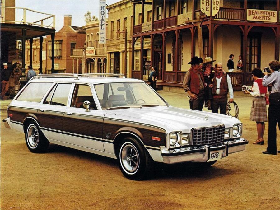  Plymouth Volare Station Wagon 1977 года  (фото 4 из 5)